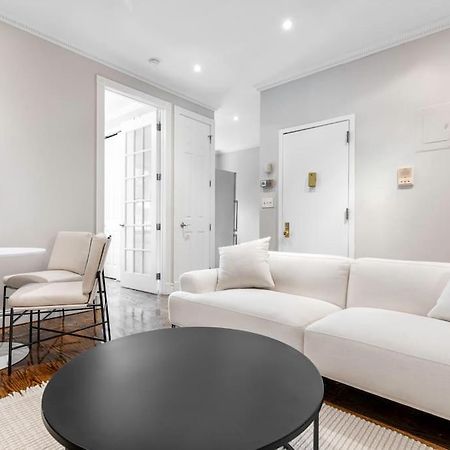 Gorgeous & Bright 3Bdr & 1Bth In Midtown Manhattan Ню Йорк Екстериор снимка